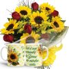 BUQUE COM 8 ROSAS VERMELHAS E 8 GIRASSÓIS +1 CANECA(girassol) "VOCE É UM PRESENTE DE DEUS"