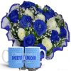 BUQUÊ COM 12 ROSAS AZUIS E BRANCAS+CANECA AZUL"COMO É GRANDE MEU AMOR"